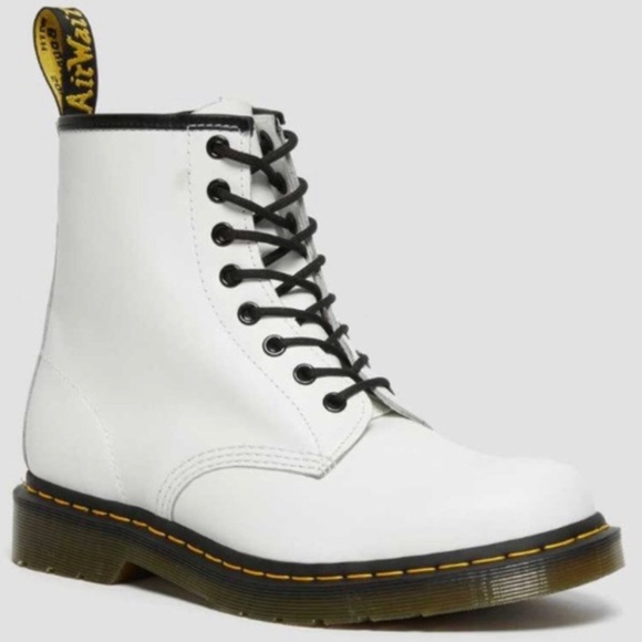 Dr. Martens 1460 SMOOTH‎ white glossy patent LEATHER LACE UP BOOTS size 10 new - Picture 4 of 13